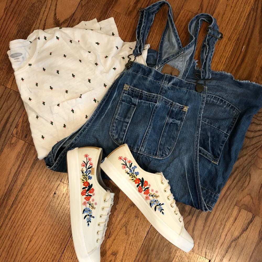American Eagle Overalls